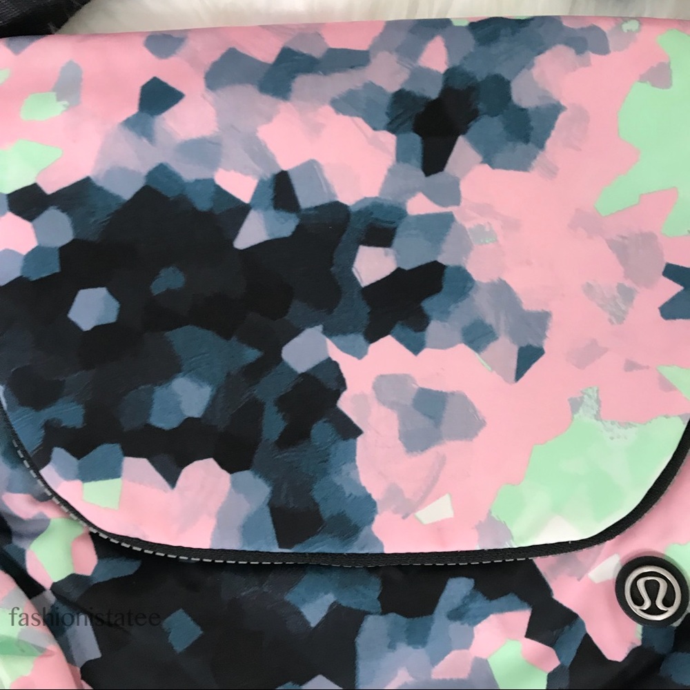 Lululemon rare party Om bag clouded dreams blue - Picture 4 of 8